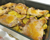 Foto del paso 7 de la receta: Chuletas de cerdo al horno con glaseado de mermelada de melocotón y especias