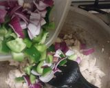 A picture of step 4 of Chicken With Almond.