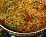 A picture of step 4 of Veg Chowmin.