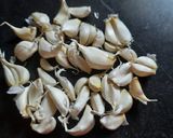 લસણની ચટણી (Garlic Chutney Recipe In Gujarati) રેસીપી સ્ટેપ1ફોટો