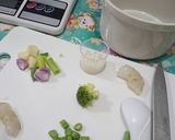 Foto langkah ke 1 dari resep Mpasi 4 Bintang Bubur Udang brokoli.
