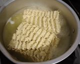 Foto langkah ke 3 dari resep 493. Mie Rebus Ala Dapoer Budhe.