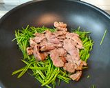 水蓮炒牛肉的食譜步驟5照片