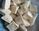 A picture of step 1 of Mutter paneer makhanwala.