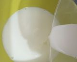A picture of step 1 of Thai golgappe.