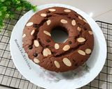 Foto langkah ke 8 dari resep Bolu Cokelat Putih Telur metode ALL IN ONE.