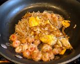 รูปขั้นตอนการทำที่ 2 ของ ผัดไทยกุ้งแลงโกสติโน (Lobster Tail Pad Thai)