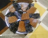A picture of step 7 of Mixed Til Jaggery Chikki.