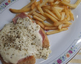 Foto del paso 6 de la receta: Milanesa a la napolitana con papas fritas y huevo