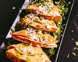 A picture of step 4 of Paneer shawarma Tortilla wrap.