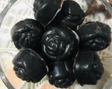 A picture of step 1 of Almond filled choclates.