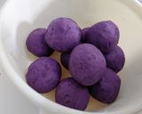 Foto langkah ke 4 dari resep Bola ubi crispy.