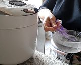 Foto del paso 5 de la receta: Tallarines Negros a las dos salsas