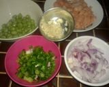 Foto langkah ke 1 dari resep Tumis ayam untuk isian roti.