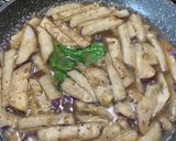 A picture of step 3 of Pasta with Eggplant Cream and Crispy Guanciale.