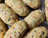 મલ્ટીગ્રેઈન મૂઠિયાં (Maltigrain Muthya Recipe in Gujarati.) રેસીપી સ્ટેપ2ફોટો