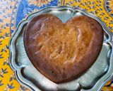 A picture of step 12 of Banana, Mascarpone, and Plum Sugar Fondant Cake.
