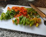 Foto del paso 4 de la receta: Col con patatas y pimiento con carne a la brasa