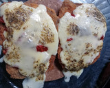 Foto del paso 2 de la receta: Milanesas con crema de pimientos