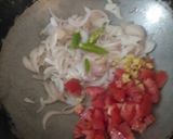 A picture of step 1 of Yippee noodles.