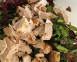 A picture of step 5 of Roasted Chicken and Spring Onions, with Lime and Oil dressing, served in a Green Salad.