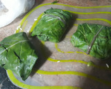 Foto del paso 5 de la receta: Acelgas rellenas en chile cascabel