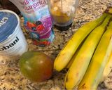 Hình bước làm 1 của món Sữa chua trái cây (fruit yogurt)
