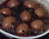 Foto langkah ke 3 dari resep Chinese Eggs Tea 🐣.