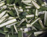 कुरकुरी भिंडी (kurkuri bhindi recipe in Hindi) रेसिपी चरण 2 फोटो
