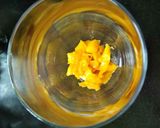 A picture of step 4 of Eggless Mango Mousse.