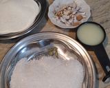 A picture of step 1 of Suji katli halwa.
