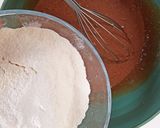 A picture of step 6 of Impossible Cake (Chocoflan, Double Layer).