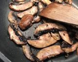 A picture of step 1 of 🍝 Portobello mushroom & anchovy pasta.