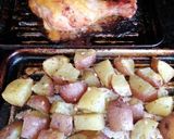 Foto del paso 3 de la receta: Pollo a la mostaza con papas al horno