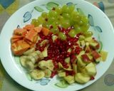 A picture of step 2 of Fruit custard.