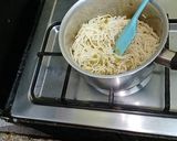 A picture of step 2 of Spaghetti wraps.