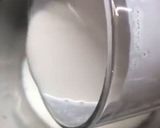 Foto del passaggio 3 della ricetta Crema di liquore alle fragole