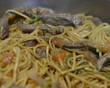 Foto del paso 5 de la receta: Yakisoba de ternera