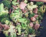 Foto del paso 4 de la receta: Wok de Brócoli y Cerdo con Salsa de Soja y Kimchi