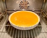 A picture of step 8 of Cake with Frola Dough and Pumpkin Cream.