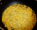 மிளகு காராச்சேவு (Pepper kaara sev recipe in tamil) ரெசிபி ஸ்டேப் 4 புகைப்படம்