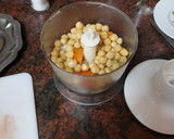 Foto del paso 1 de la receta: Albóndigas Pucheriles con papas fritas (garbanzos, verdura y carne)
