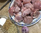 A picture of step 1 of Chicken pulao.