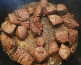 Foto del paso 4 de la receta: Ternera guisada en salsa de nueces y anacardos