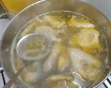Tyúkhúsleves gazdagon recept fázis 2 fotója
