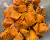 Foto del paso 1 de la receta: Canastitas de calabaza asada con finas hierbas 🌿