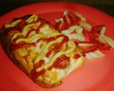 Virslis, hagymás, sajtos puccsis recept fázis 6 fotója