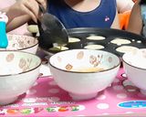 Hình bước làm 5 của món Bánh khọt tôm mực cốt dừa