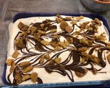 A picture of step 7 of Vanilla bean ice cream with ginger biscuits, caramel and chocolate.
