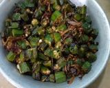 A picture of step 5 of Bhindi Fry.